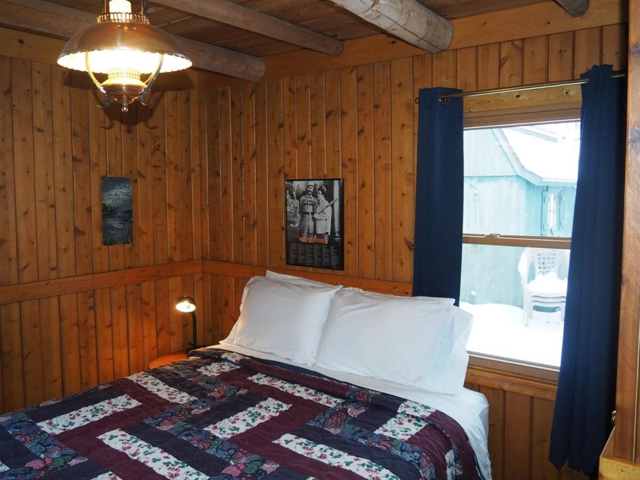The Crystalaire Cabin - Charming And Relaxing! 法兰克福 外观 照片